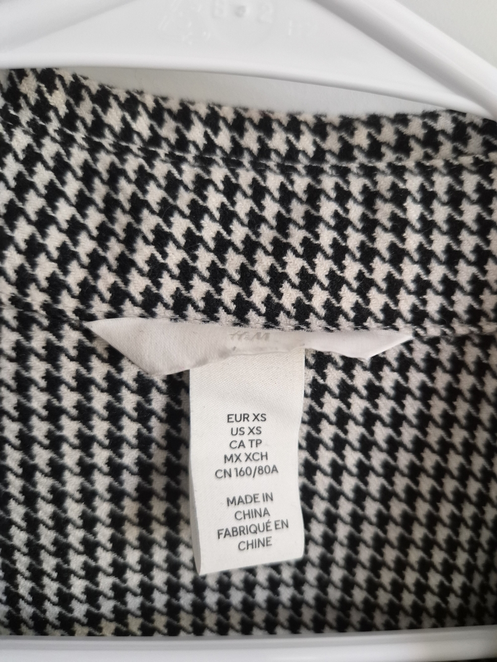 H&M Black and White Houndstooth Blazer-Style Jacket - Picture 3 of 3